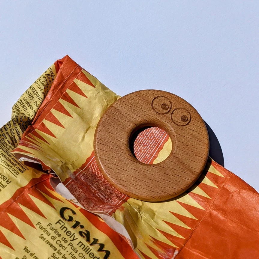 Ecojiko Plastic Free 'Doughnut' Food Clips - Pack of 4 - Image 7