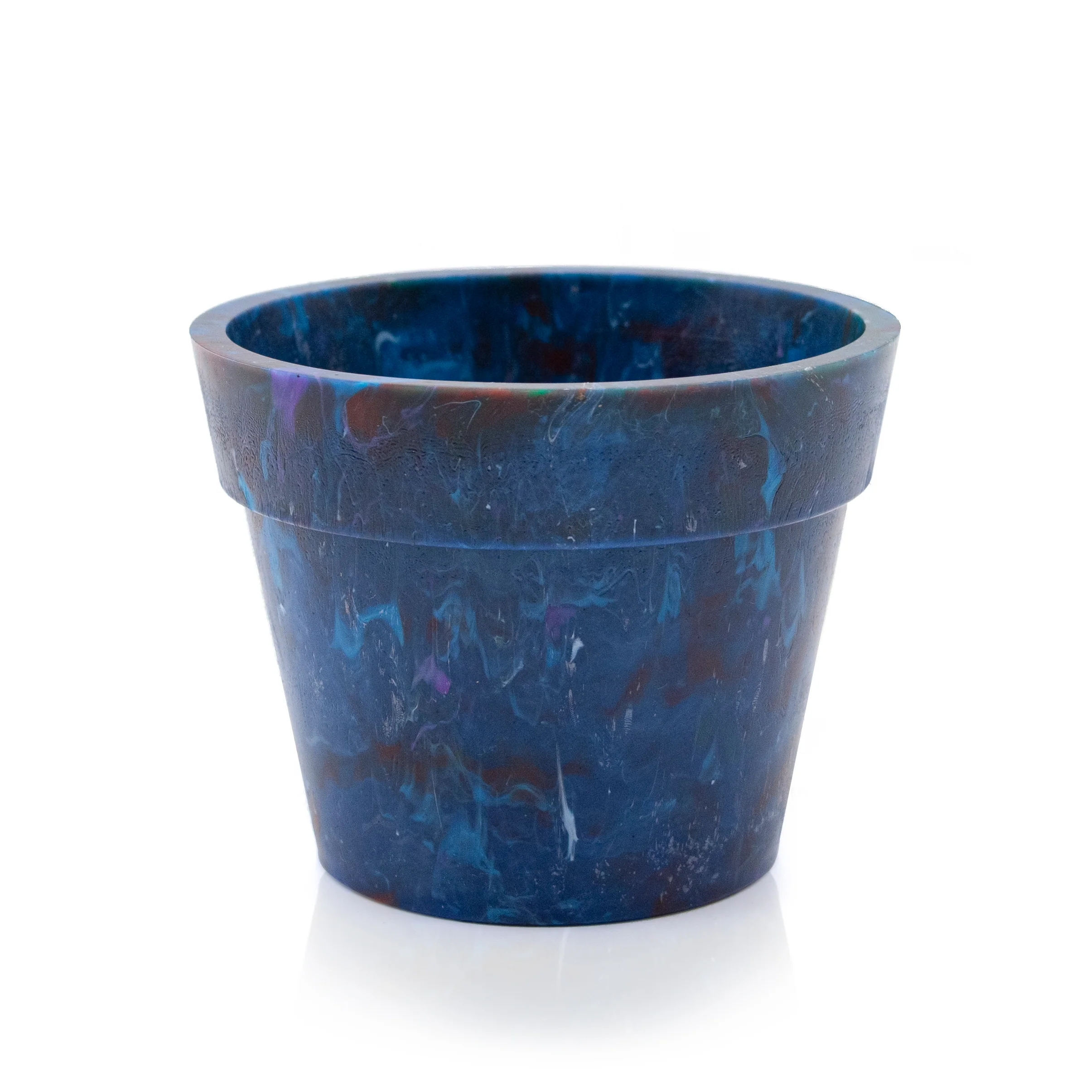 One Blue Eye Recycled Plastic Pot - Image 3