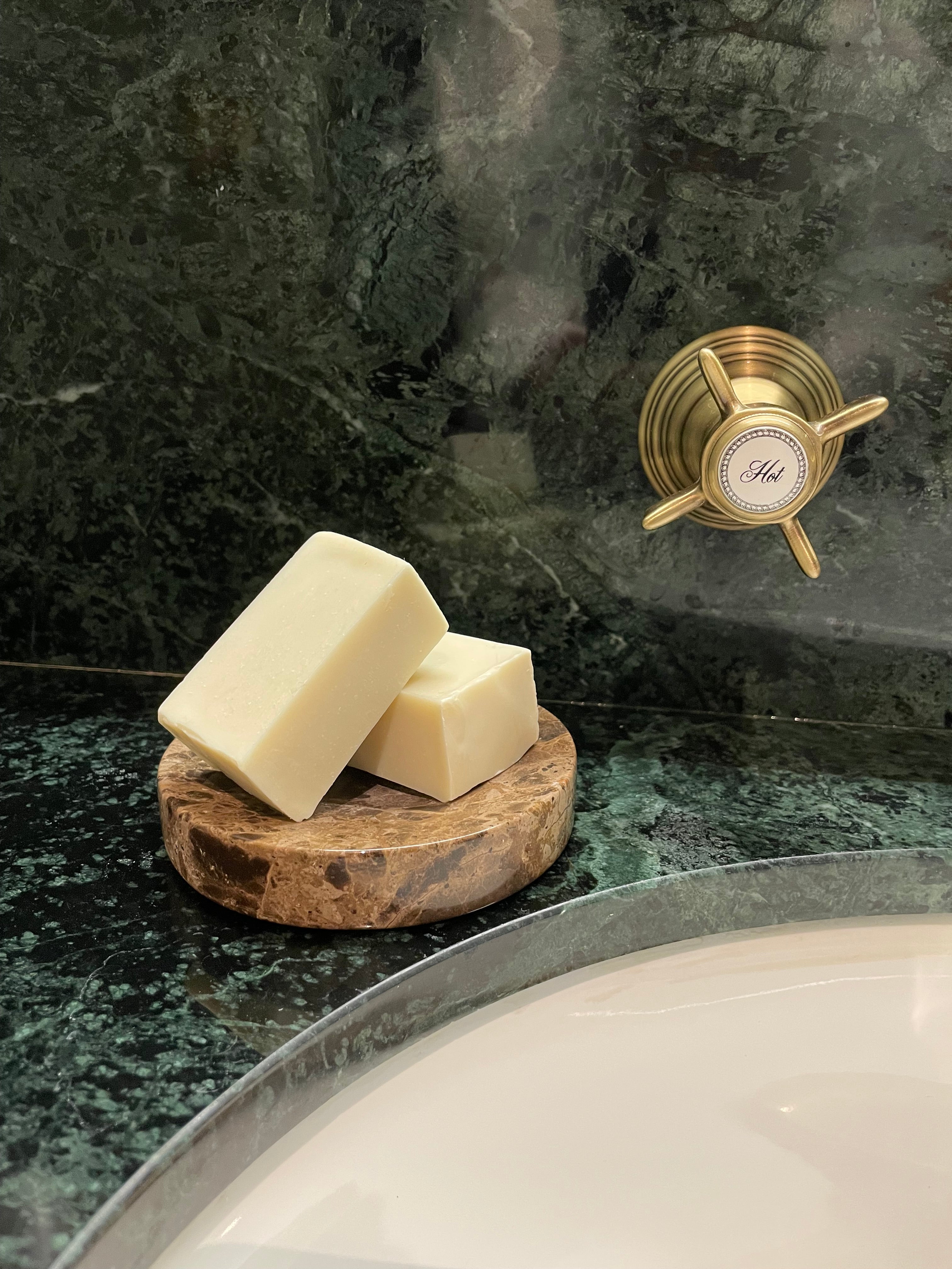âSurprisingly Goodâ Olive Oil Castile Soap